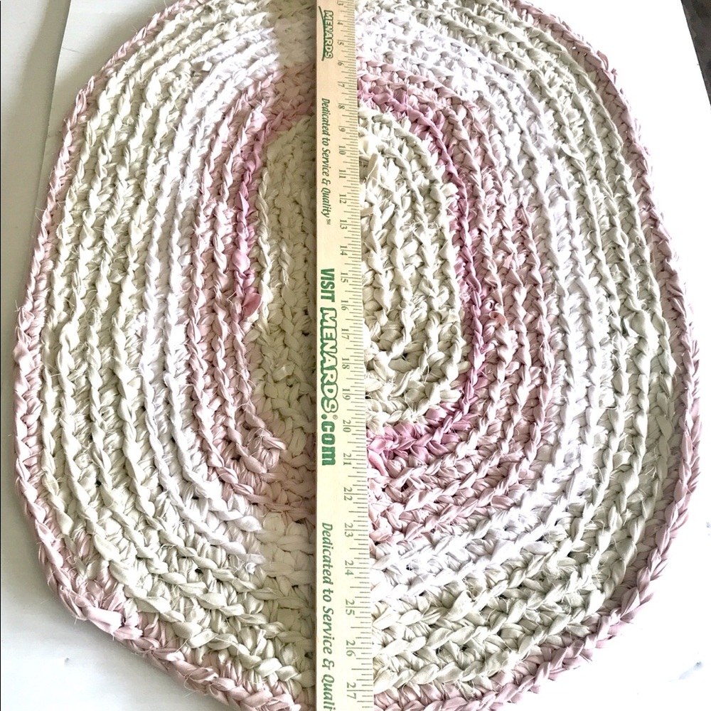 Handmade crocheted rug bathroom kitchen mat - Picture 4 of 5